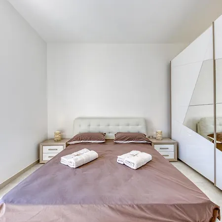 Messapica Lägenhet *